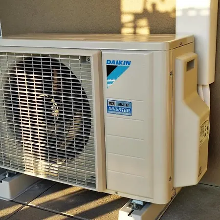 アパート Au Soleil De