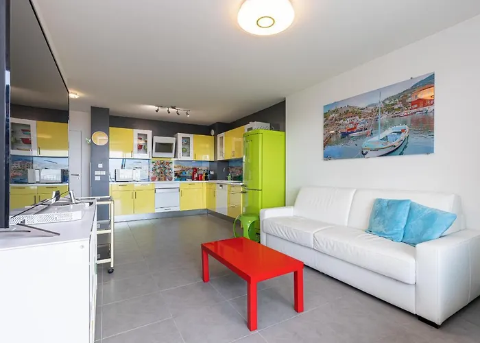 Au Soleil De Apartment *